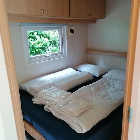 Chalet 4-6 Personen Epe F15 Van Alle Gemakken Voorzien Max Aantal Volwassen Personen Bedraagt 4 Exterior photo