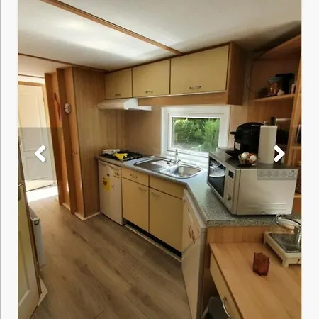 Chalet 4-6 Personen Epe F15 Van Alle Gemakken Voorzien Max Aantal Volwassen Personen Bedraagt 4 Exterior photo