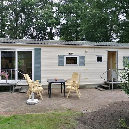 Chalet 4-6 Personen Epe F15 Van Alle Gemakken Voorzien Max Aantal Volwassen Personen Bedraagt 4 Exterior photo
