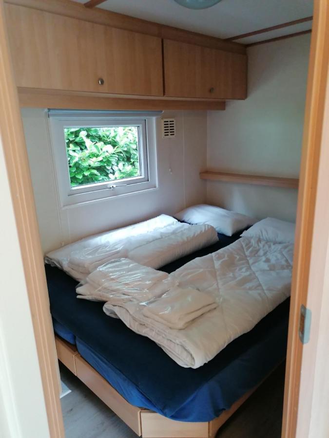 Chalet 4-6 Personen F15 Alle Gemakken Voorzien Max Aantal Volwassen Personen Bedraagt 4 *